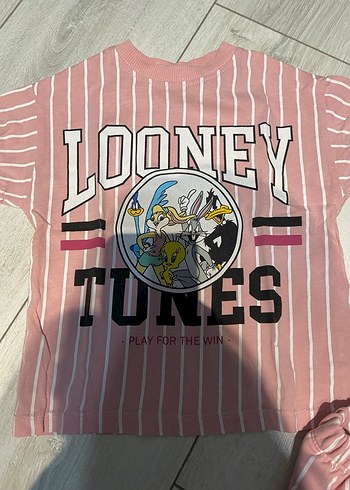 1,5 Yaş Beden Kız Bebek Pembe Looney Tunes Takım