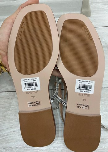 Gri Yılan Desenli Taşlı Dolgu Topuklu Kadın Sandalet - Görsel 4