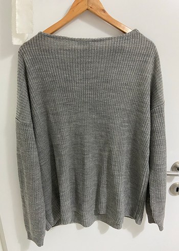 Gri ve Lacivert V Yaka Örgü Kadın Kazak - Görsel 2