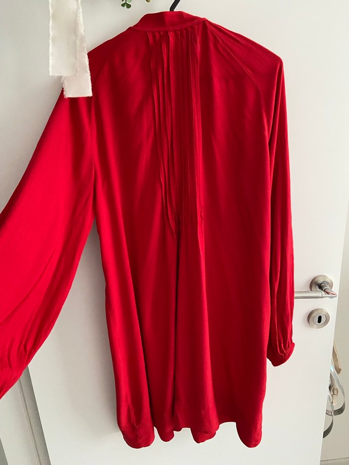 Kırmızı Pilili Uzun Kollu Kadın Tunik - Görsel 3