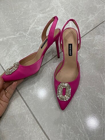 Nine West Sıfır ürün