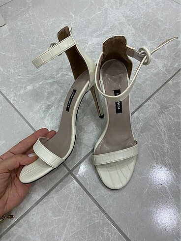 Nine West Sıfır ürün