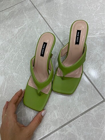 Nine West Sıfır ürün