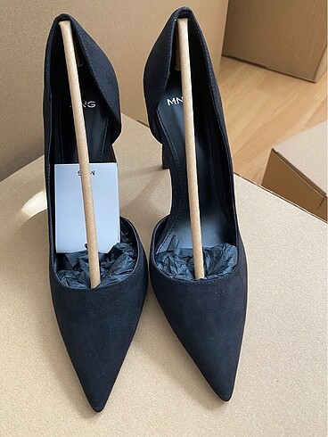 38 Beden siyah Renk Mango topuklu süet Stiletto ayakkabı
