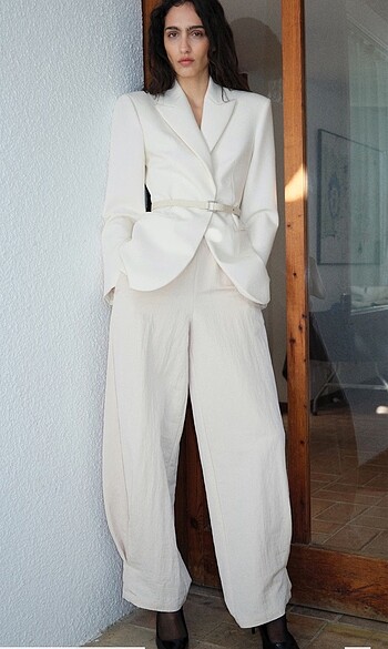Mango Mango kalıplı blazer ceket