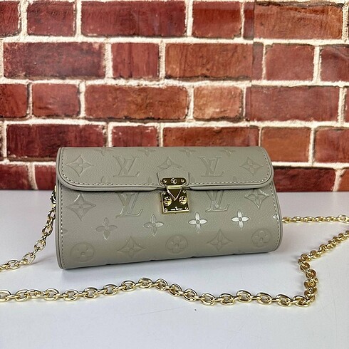 Beden bordo Renk Louis Vuitton çanta