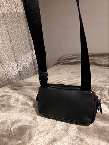  Beden siyah Renk Calvin klein siyah çanta