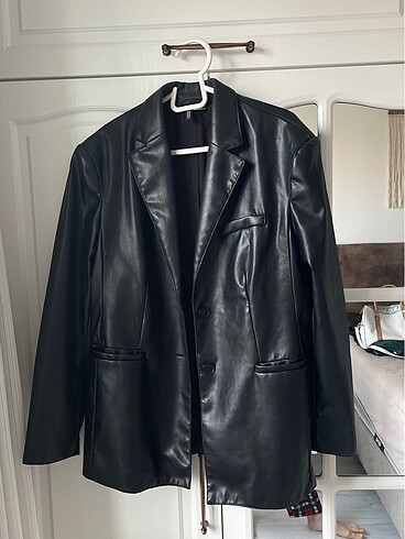 Siyah H&M deri blazer