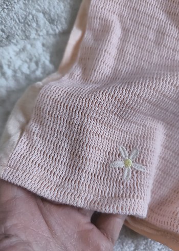 Nakışlı Pembe Örgü Kız Şortu - Görsel 2