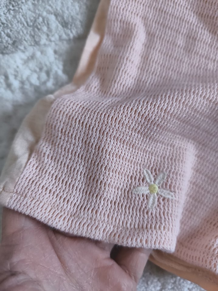 Nakışlı Pembe Örgü Kız Şortu - Görsel 2