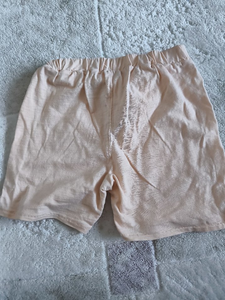 Nakışlı Pembe Örgü Kız Şortu - Görsel 4