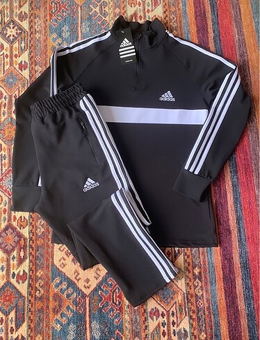 Adidas Likralı Eşofman Takım