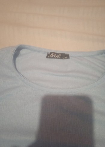 Tunik açık mavi kolları gümüş incili