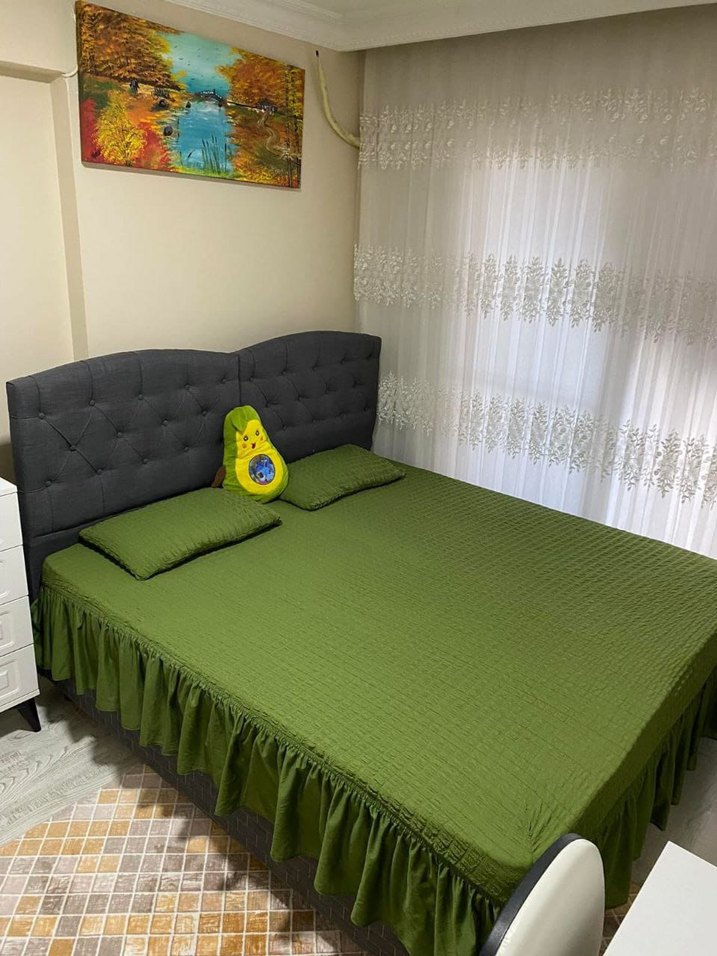 Kareli Kırmızı Yatak Örtüsü - Görsel 2