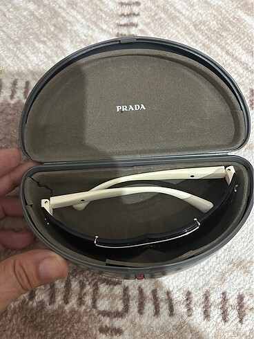  Beden beyaz Renk Orjinal prada unisex