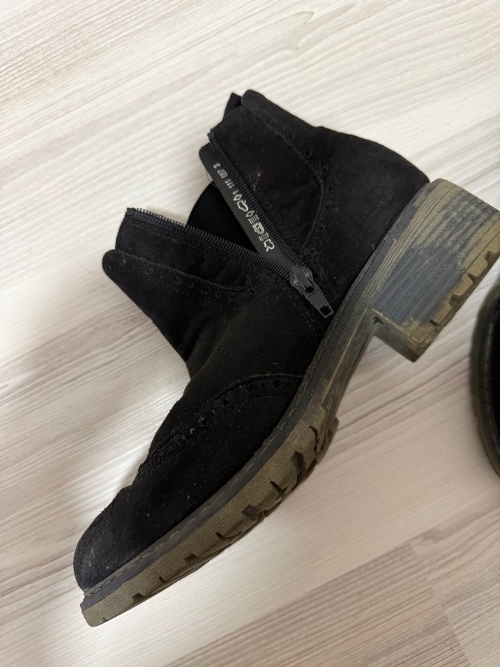 Siyah Süet Gizli Topuklu Gotik Bot - Görsel 3