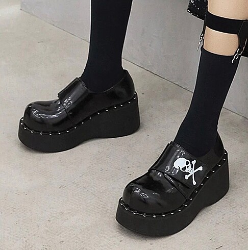 gotik platform ayakkabı