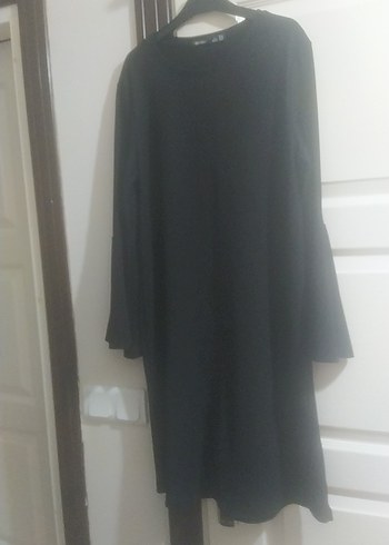 l Beden Siyah Kadın Mini Sweatshirt Velcro Detaylı Bershka marka