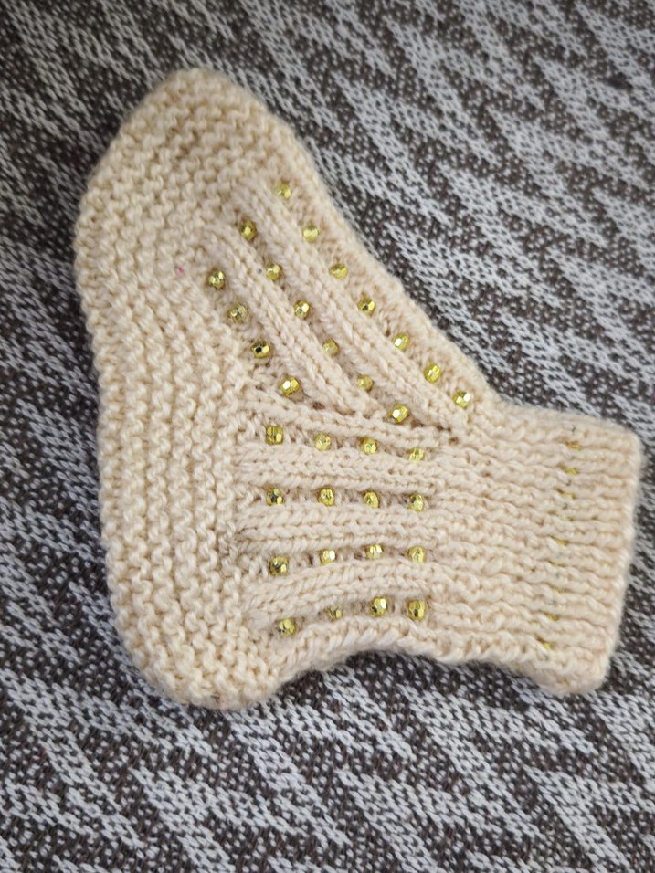 Nakışlı Beyaz Kız Örgü Patik el örgüsü Bebek - Görsel 4