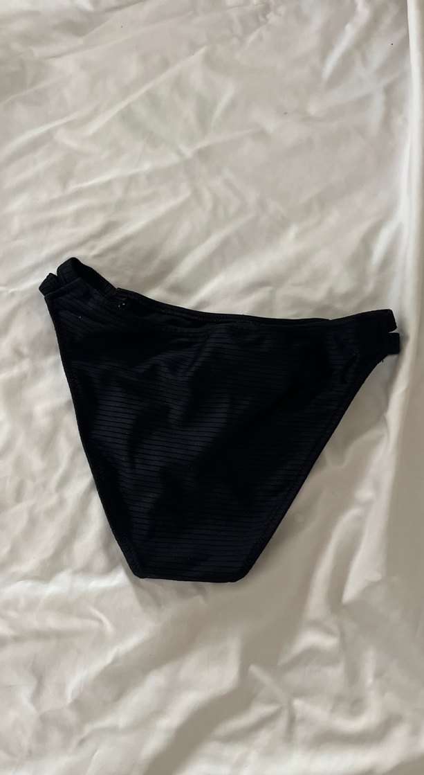 Siyah Strappy Bikini Altı - Görsel 3