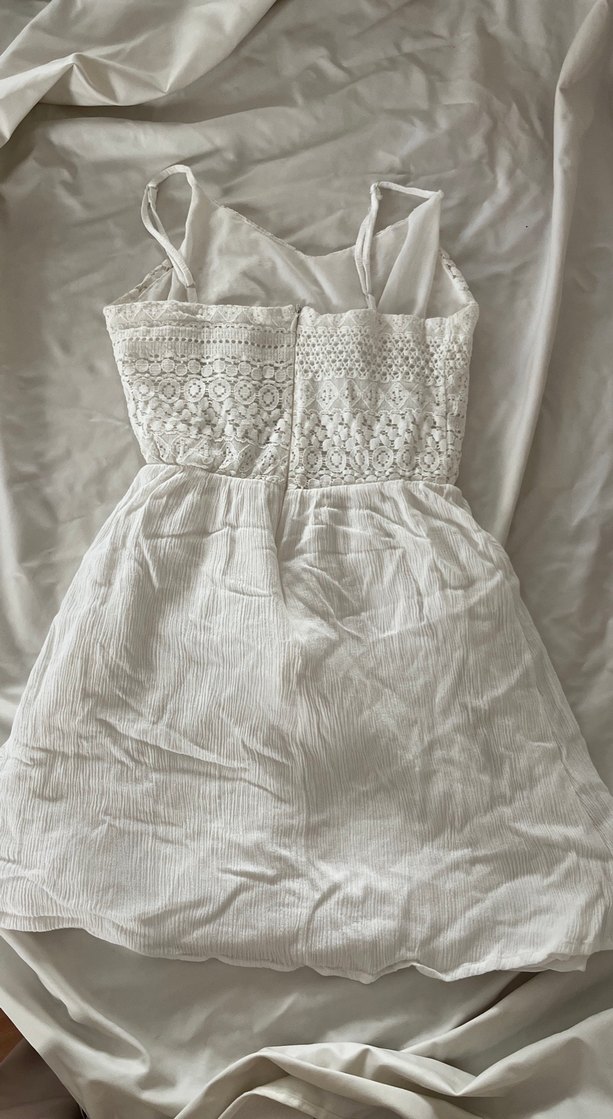 Dantel Detaylı Beyaz Kolsuz Midi Elbise - Görsel 4