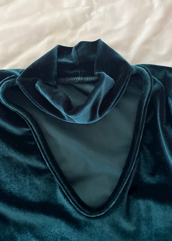 Siyah Yüksek Yakalı Kadife Bluz - Görsel 2