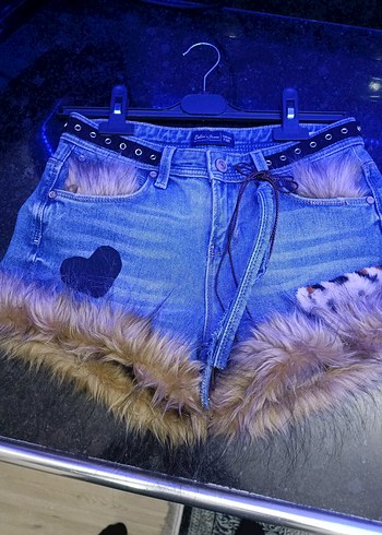 Kürk Detaylı Leopar Desenli Mavi Mini Jean Şort - Görsel 6