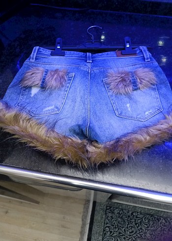 Kürk Detaylı Leopar Desenli Mavi Mini Jean Şort - Görsel 8