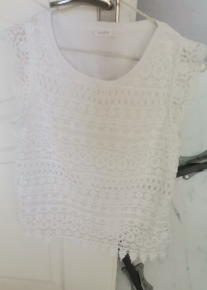 Bayan sıfır kol bluz - Görsel 2