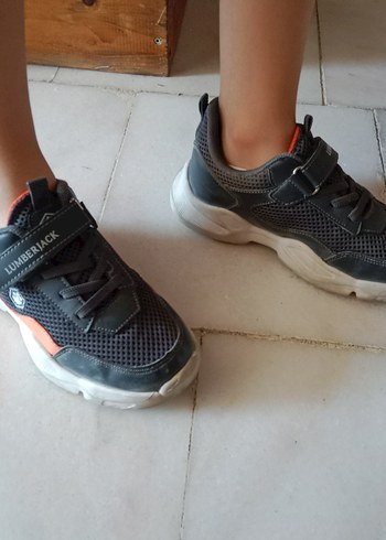 Erkek Çocuk Gri Spor Ayakkabı