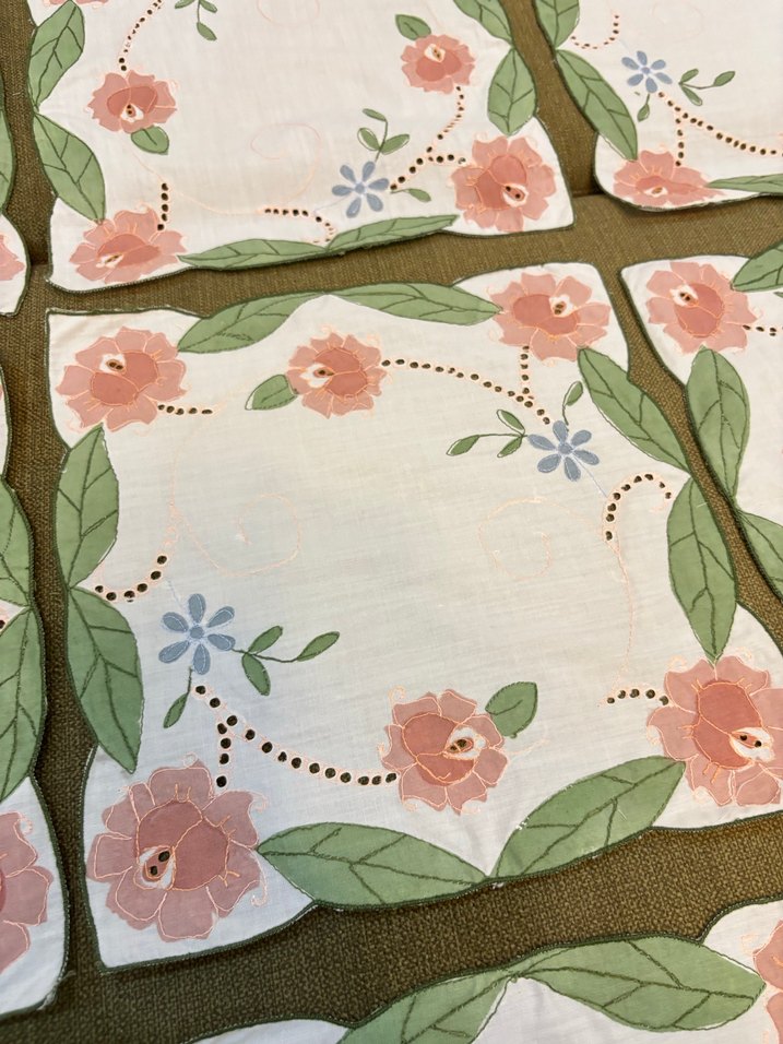 Nakışlı Vintage Pastel Renkli sehpa büfe Örtüsü - Görsel 4