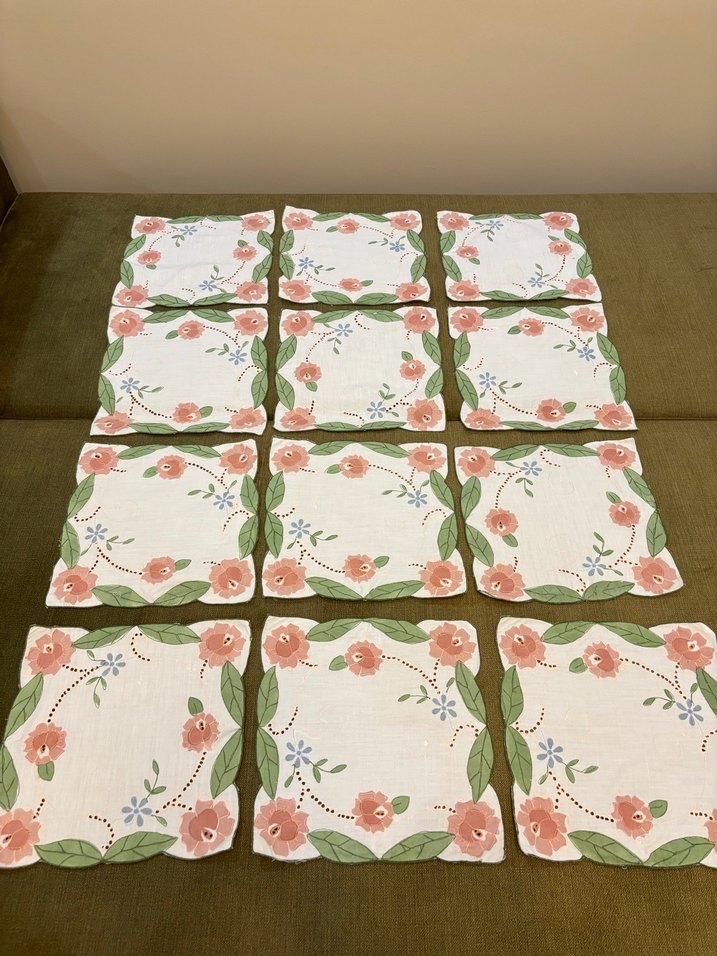 Nakışlı Vintage Pastel Renkli sehpa büfe Örtüsü - Görsel 5