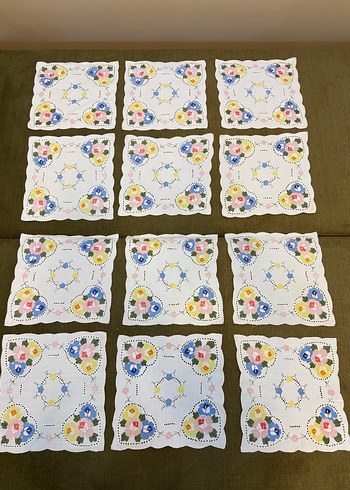 Nakışlı Çok Renkli Sehpa Büfe Örtüsü - Görsel 2