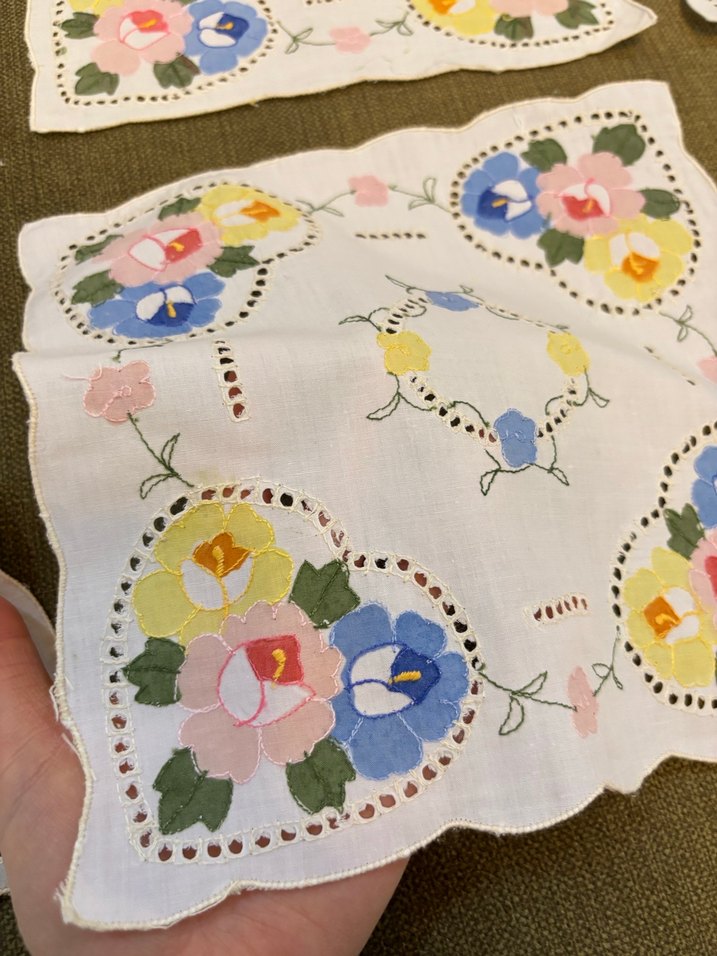 Nakışlı Çok Renkli Sehpa Büfe Örtüsü - Görsel 5