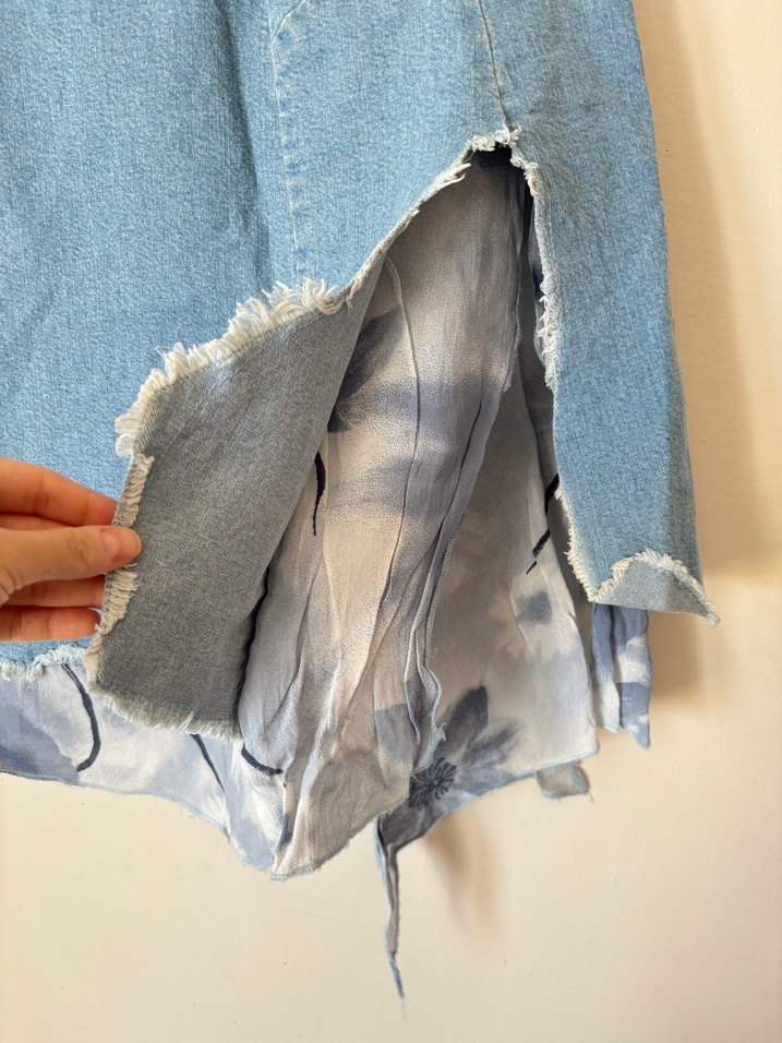 Bağcık detaylı yırtmaçlı kot etek - Görsel 4