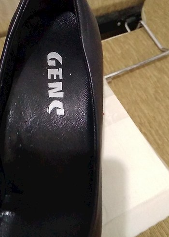 Siyah Kemerli Kadın Dolgu Topuk Stiletto - Görsel 2