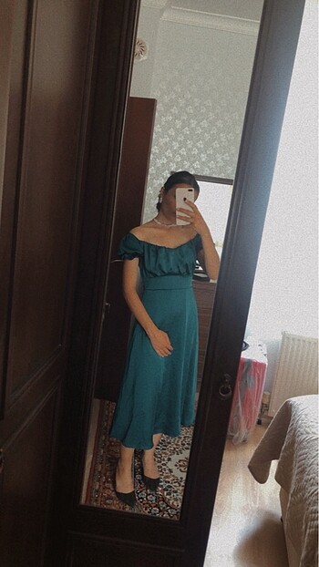 Yeşil saten abiye - Görsel 4