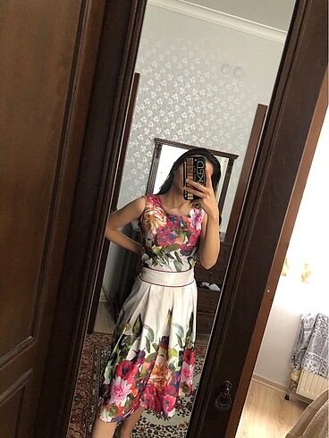 Çiçekli abiye elbise - Görsel 5