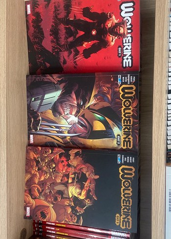 Wolverine Kırmızı Sırtlı Marvel Çizgi Roman Seti 3 Cilt