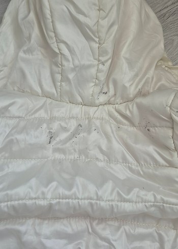 Kız bebek şişme Beyaz Kapüşonlu Mont - Görsel 5