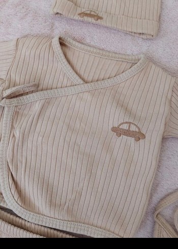 6 parca erkek bebek fitilli takim - Görsel 2