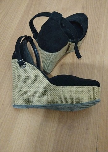 Siyah Süet Kadın Dolgu Topuklu Ayakkabı - Görsel 6