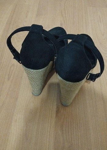 Siyah Süet Kadın Dolgu Topuklu Ayakkabı - Görsel 5