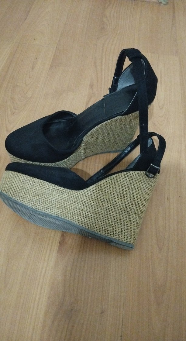 Siyah Süet Kadın Dolgu Topuklu Ayakkabı - Görsel 2