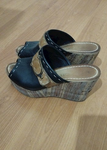 kahverengi tokalı dolgu topuk kadın terlik - Görsel 8