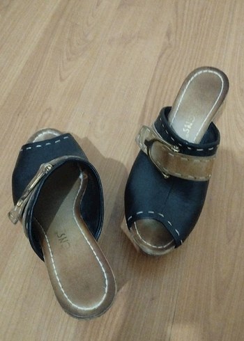 kahverengi tokalı dolgu topuk kadın terlik - Görsel 6