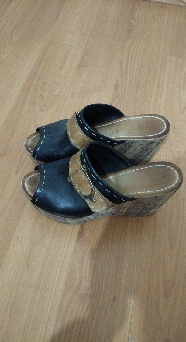 kahverengi tokalı dolgu topuk kadın terlik - Görsel 2