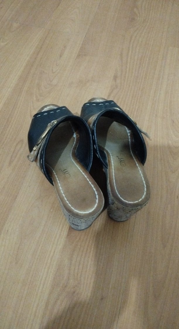 kahverengi tokalı dolgu topuk kadın terlik - Görsel 4