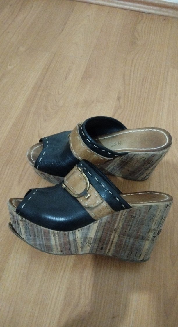 kahverengi tokalı dolgu topuk kadın terlik - Görsel 3