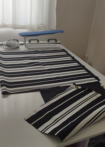 beyaz siyah enine çizgili kumaş - Görsel 7